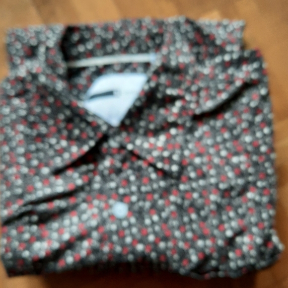 Code XL Short Sleeves Shirt - Picture 2 of 2